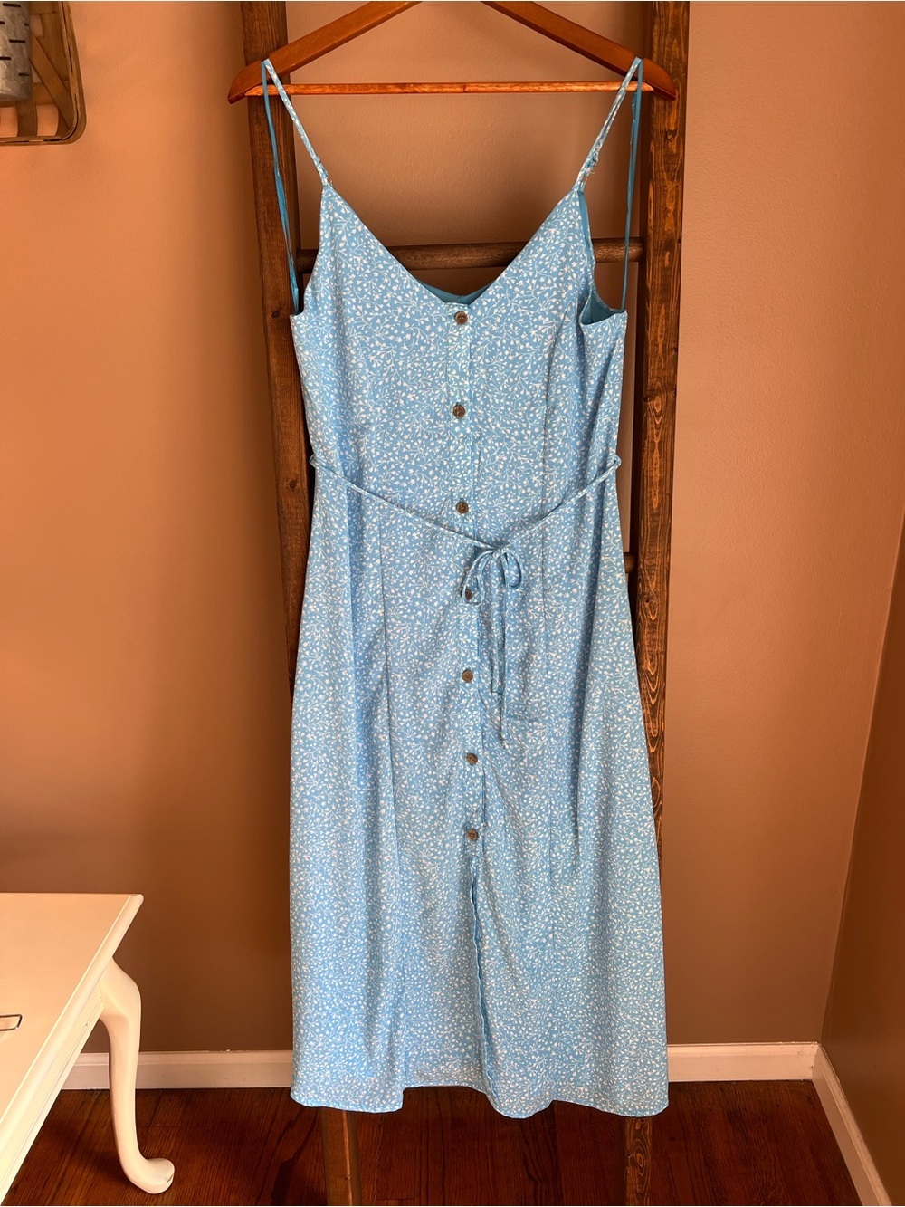 Sienna Sky Light Blue Floral Button-Front Midi Dress Runs Small